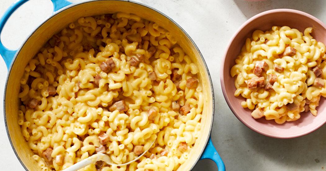 nytimes's tweet photo. When in doubt, coat noodles in cheese sauce and call it dinner.