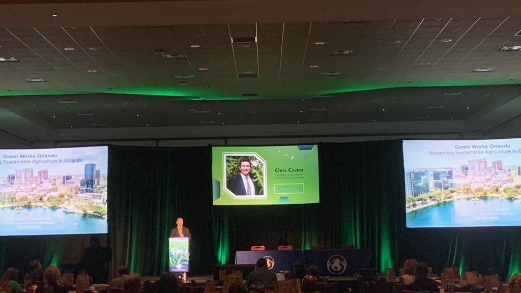 SantaCruzPR's tweet image. Take a look at day 1 of @volofoundation's annual #ClimateCorrection conference!

#SantaCruzCommunications #SantaCruzPR #PRLife