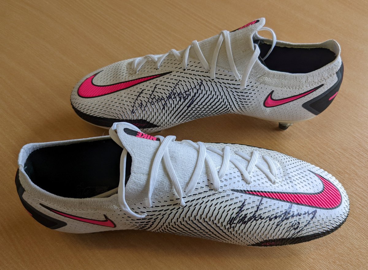 Kerrie Oxford (@kerrie_oxford) on Twitter photo 📢We have 3 bids on <a href="/WayneRooney/">Wayne Rooney</a>'s signed white Nike football boots – current bid standing at £430 and 8 days bidding to go! We’ve got some other fantastic signed <a href="/dcfcofficial/">Derby County</a> merchandise up for auction too. Please click to view & bid 👉 bit.ly/3w80Cuh #dcfc #dcfcfans 📢We have 3 bids on <a href="/WayneRooney/">Wayne Rooney</a>'s signed white Nike football boots – current bid standing at £430 and 8 days bidding to go! We’ve got some other fantastic signed <a href="/dcfcofficial/">Derby County</a> merchandise up for auction too. Please click to view & bid 👉 bit.ly/3w80Cuh #dcfc #dcfcfans