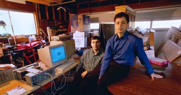 La historia secreta de cómo Google pasó de ser un proyecto universitario 🤓  a facturar 30 millones de dólares por hora 🤯

Uno de los primeros ejecutivos de Google reveló un secreto guardado bajo llave y contó lo que hizo la empresa para aplastar a la competencia.

Abro Hilo🧵👇