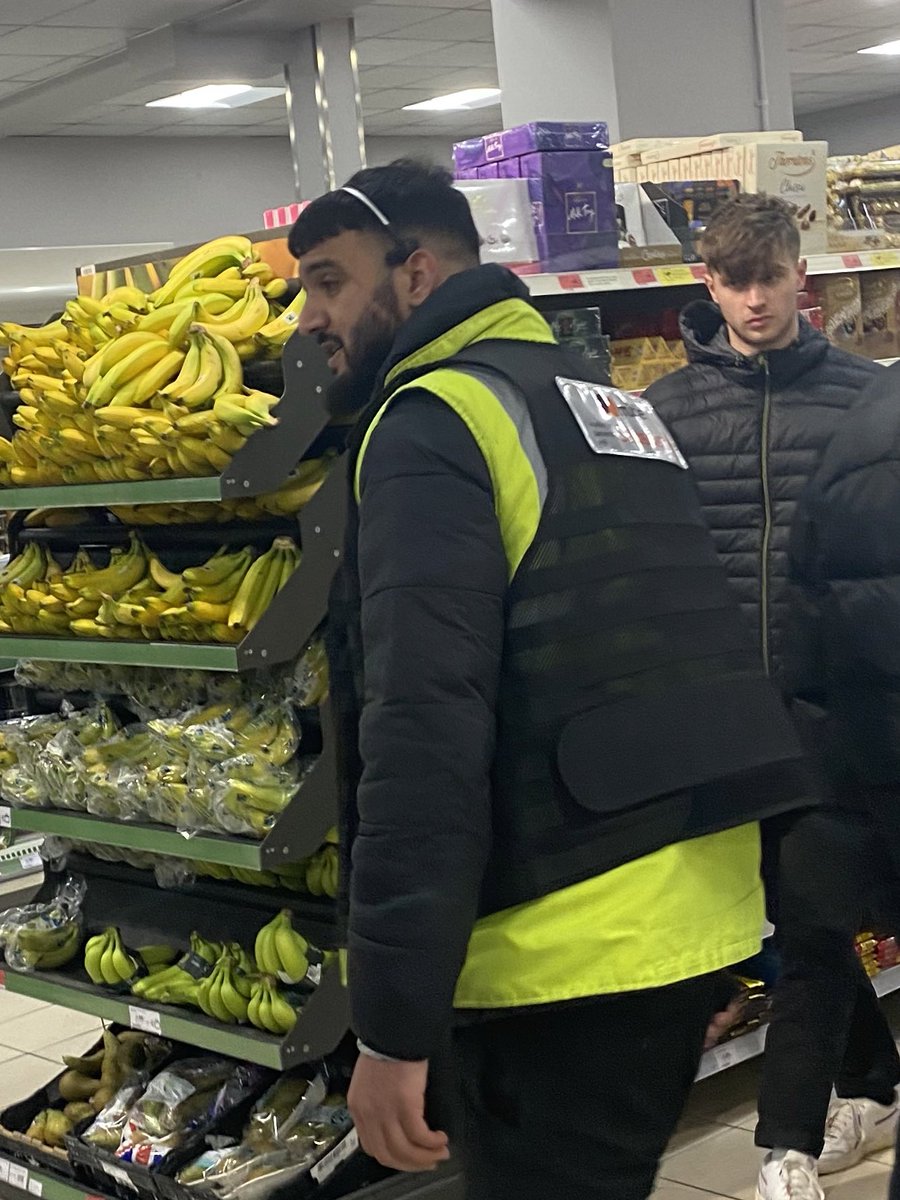 My bank card got stuck in the <a href="/sainsburys/">Sainsbury's</a> card machine &amp; I asked <a href="/MitieSecurity/">Mitie Security</a> security guard if he could show me who the manager was. He proceeded to be rude for no reason and threaten to “smash my face in” because I asked him why his tone and attitude towards me was so rude.