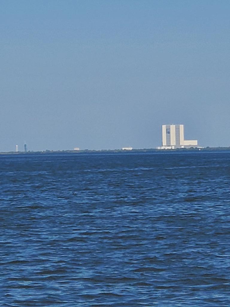 321FlaSpaceGirl's tweet image. Where's the #Crawler2 and #SLSRocket!!