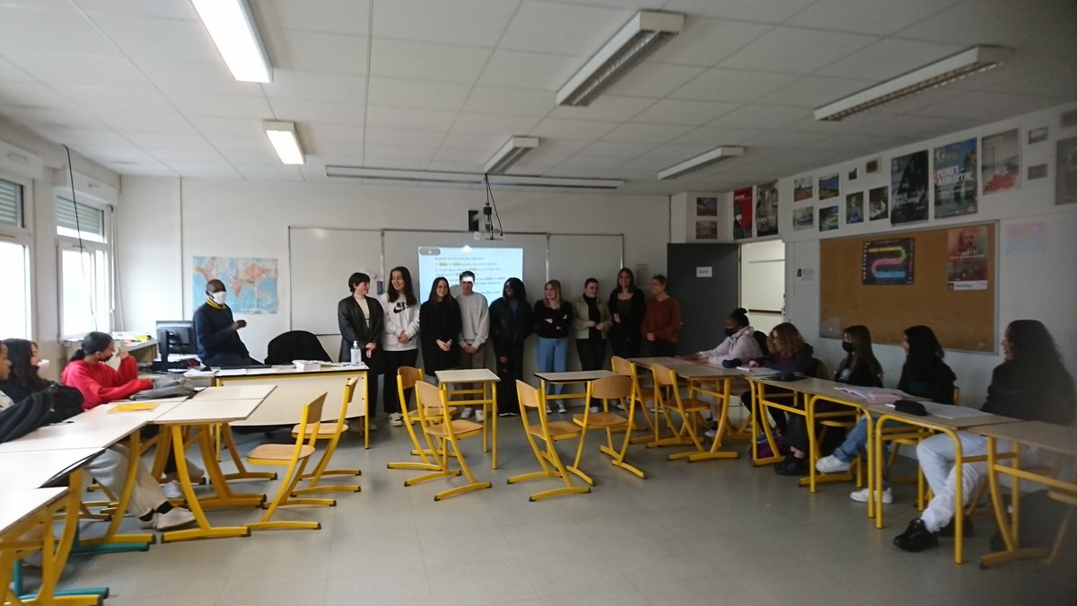 Collège de Navarre tweet media