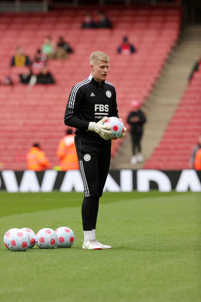 X-Pro Goalkeeper Gloves tweet media