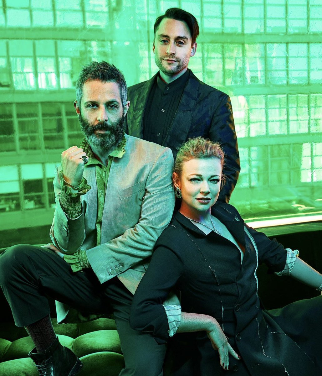 omg I love <a href="/paramore/">paramore</a>