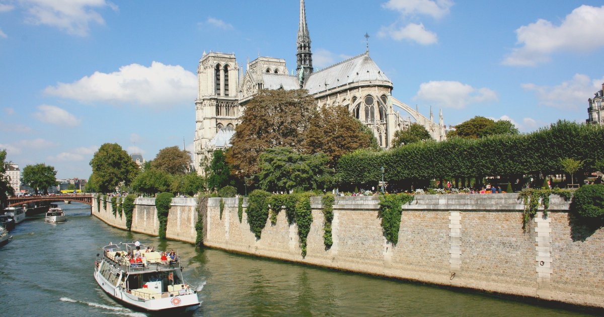 Select_TH's tweet photo. Inspired by #Paris and @JoannaLumleyUK new show #GreatCitiesoftheWorld? Fancy a Paris short break from £499 pp? See https://t.co/X3MC82TWx8 #holiday #France #travel @EurostarUK #wanderlust #francetourisme #francetrip #europe #visitfrance https://t.co/ieVNSSc2Tg
