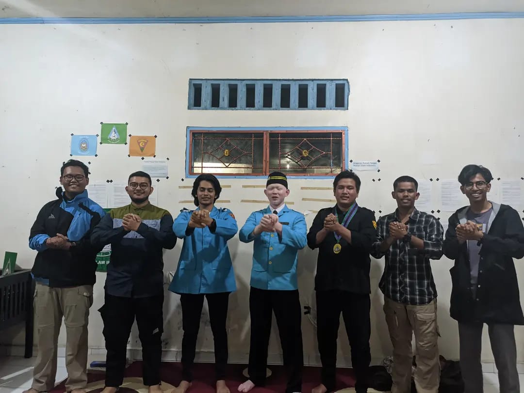 PiisumbarID's tweet photo. Khawatir dengan Kondisi Lingkungan dan Pelajar, Br... 

https://t.co/VBZacQlg7L https://t.co/8SkCNLRzGi
