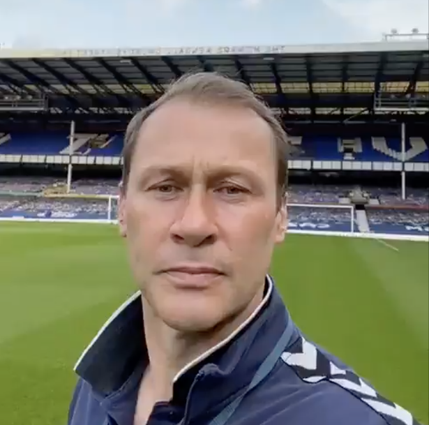 "Hey pal, heard you been tie wrapping yourself to goalposts again?

We cannae be having that, mate."