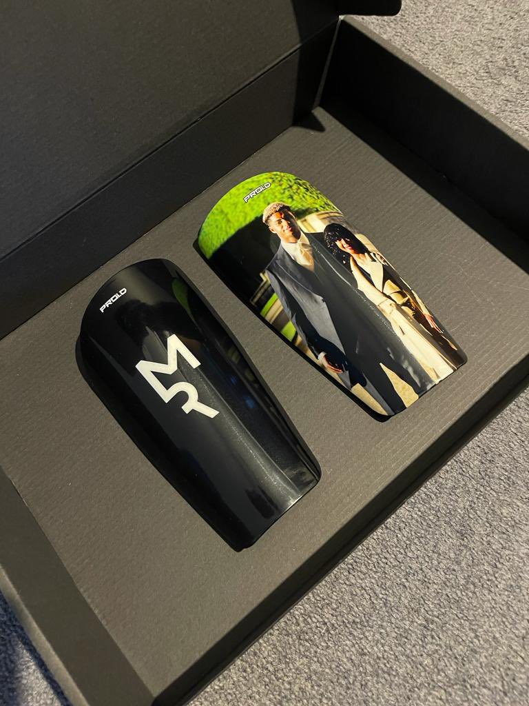 Benjiballer5's tweet photo. Check out the shin pads I designed to give to @MarcusRashford as a gift to say thank you for inspiring me to do what I’m doing. I think these are 🔥 #proid https://t.co/duZCEWeJRN
