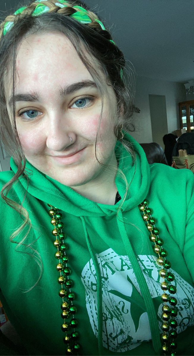 SaliBrooke's tweet photo. Happy Saint Patrick’s Day! Today’s closing argument presentations were amazing! We also read on with Macbeth Act 3 Scenes 1-3 and met the elusive 3rd murderer. #preintern #UofREd https://t.co/sFgXZSPnn0