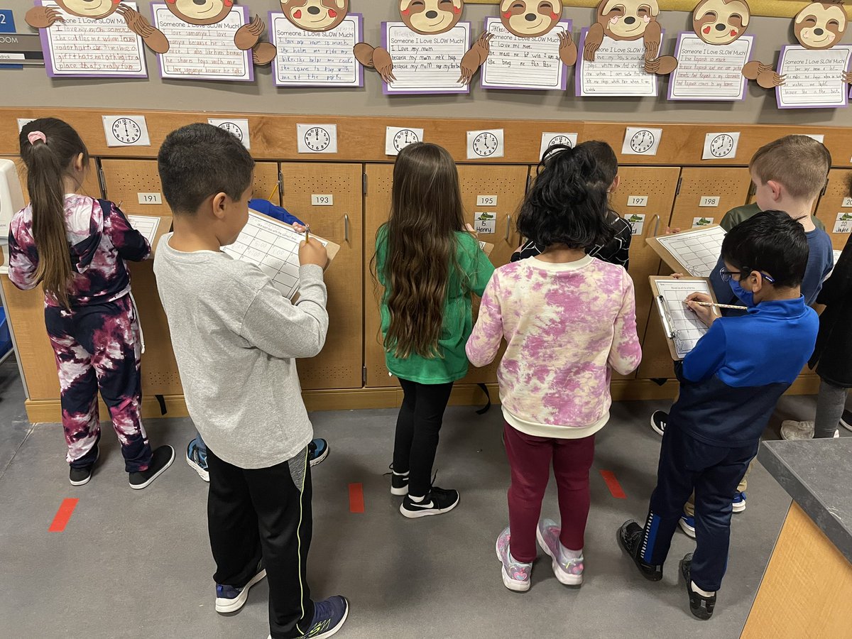 These first Gators are doing an awesome job learning about time 🕰💓