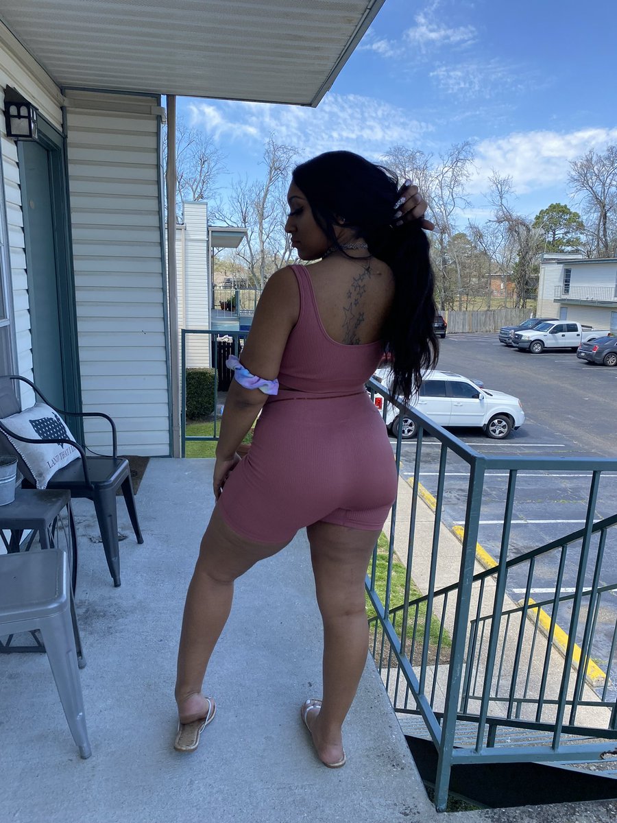 lilthuggpassion's tweet photo. Birthday starting early ๐โค๏ธ๐ #30Where ?! https://t.co/37qDAHKGFp