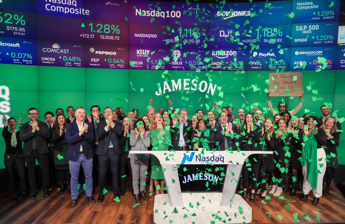 PernodRicardUSA's tweet photo. Congratulations to @jameson_us, who celebrated St. Patrick’s Day by ringing the closing bell at @Nasdaq in Times Square.
#StPatricksDayS https://t.co/J1M7iIc5vo