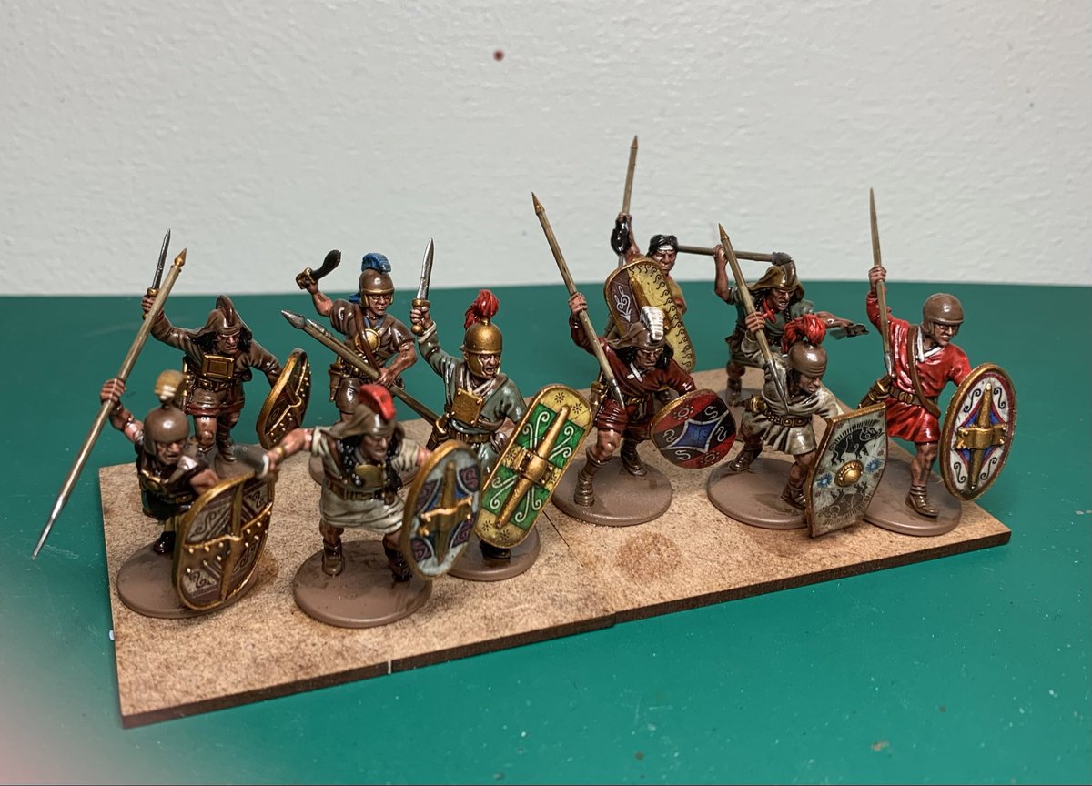 buffstar2020's tweet photo. More Victrix boys with LBMS transfers dipped (Celts, Samnites, Numidians and Iberians). Will base something one of these days, maybe even get them on the table #wip #28mm #wargaming #adlg #lbms https://t.co/d0KCrKQdMA