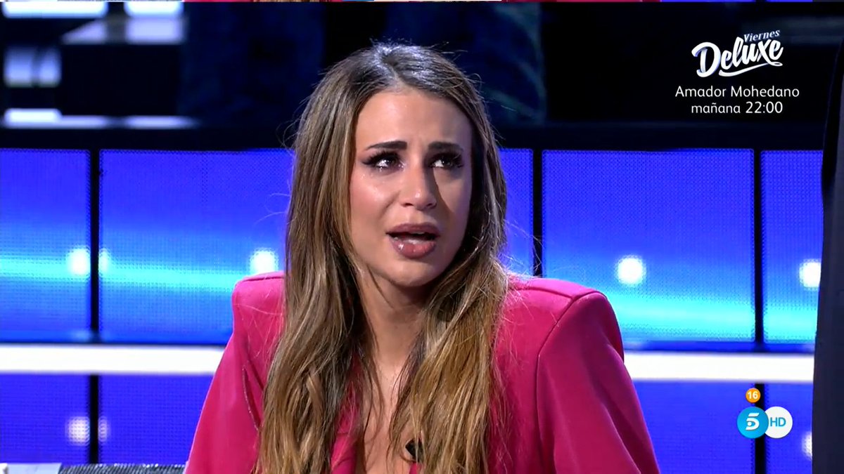 SecretStory_es's tweet photo. Cristina Porta: "En esa casa le dije que no le haría daño, aunque él me lo hiciera a mí, y eso es lo que voy a hacer. Deseo que encuentre la felicidad que no he sabido darle y pido respeto por él, aunque el primero que me tiene que respetar es él" #SecretGala9 https://t.co/HSmkosDOI8
