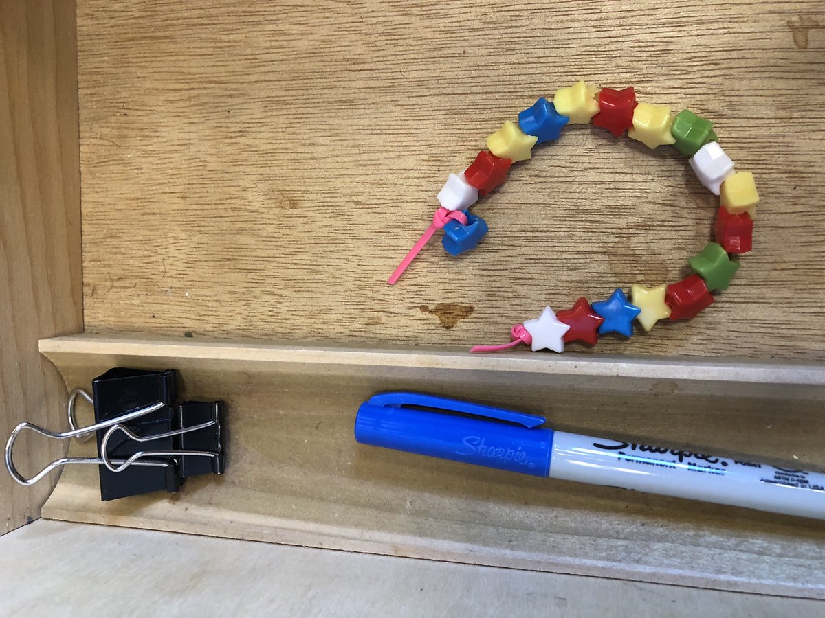 Becca_Rausch's tweet photo. You know you’re a parent in an office when…
#MApoliParents #mapoli https://t.co/tr6dyqXugL