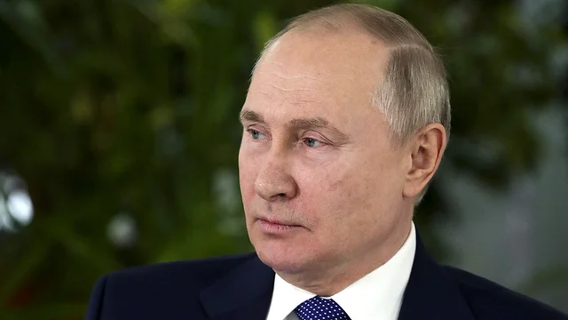 thehill's tweet photo. JUST IN: Putin says Russia will get rid of traitors "like gnats" https://t.co/J5zepWxZJr https://t.co/NvTSi4KjnP
