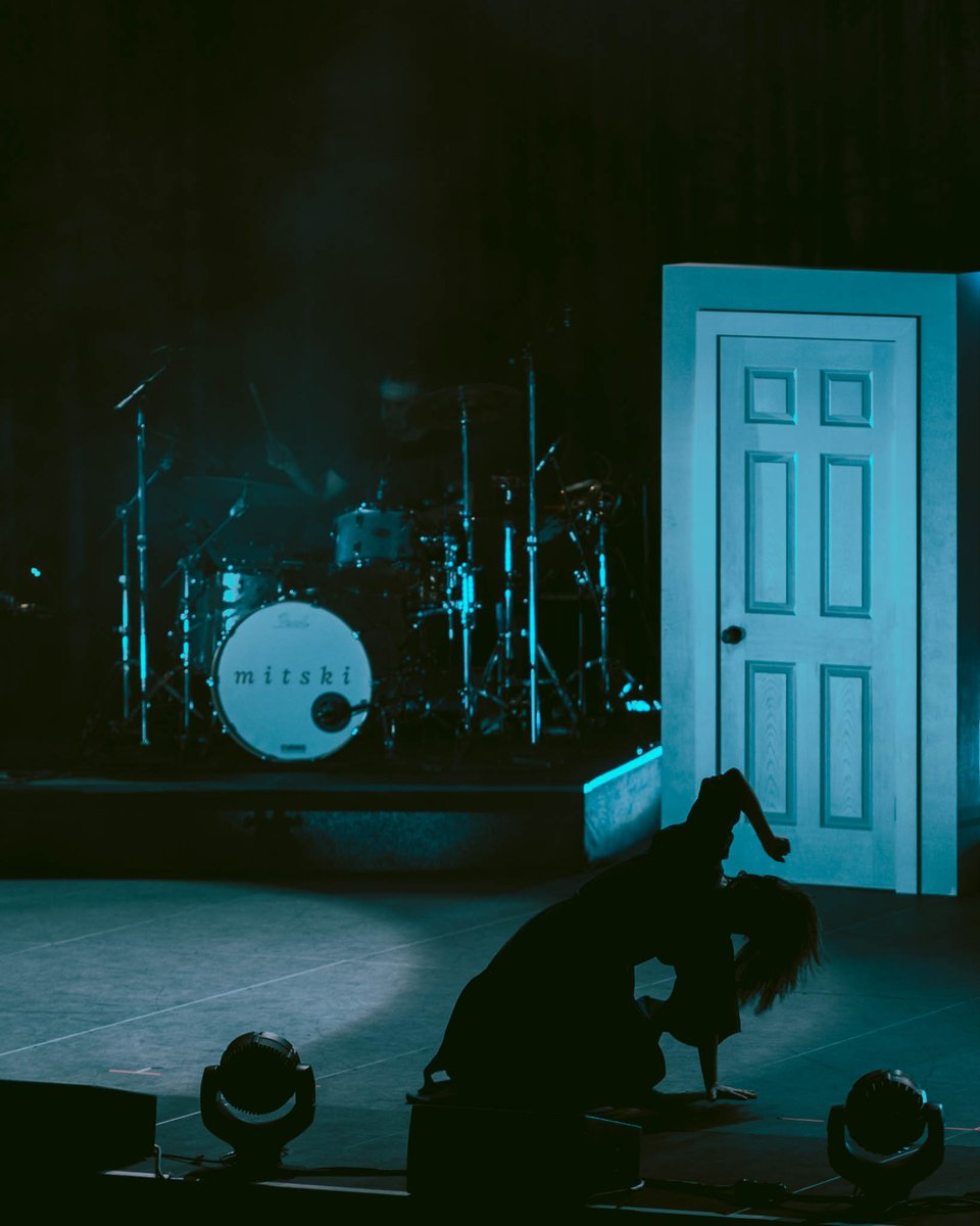mitskileaks's tweet photo. Laurel Hell Denver

📷: @aldenbonecutter https://t.co/Zv3HUHgf90