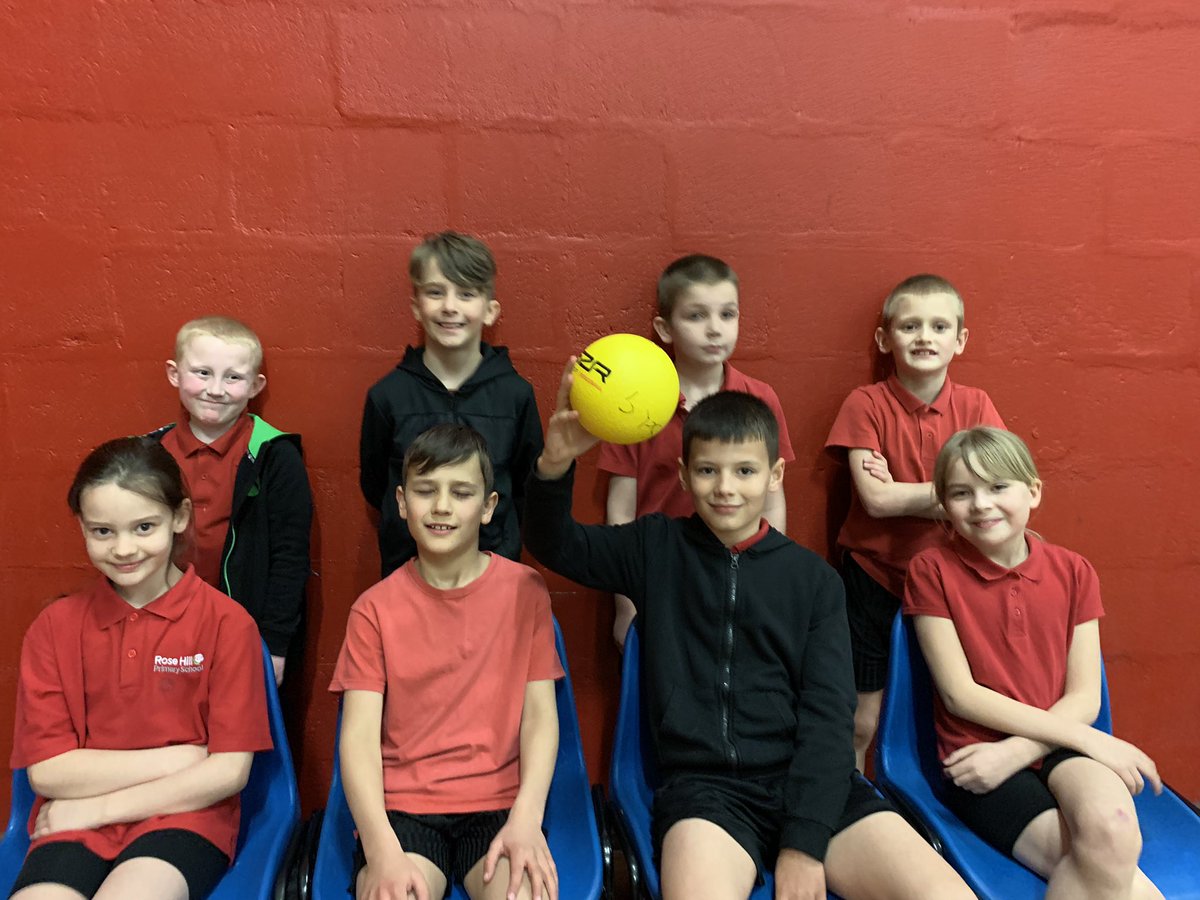 RoseHillPE's tweet photo. A great performance from the U9 dodgeball team at the festival today. The team lost 1, drew 1 and won the rest of their games. Again securing Rose Hill a top 2 finish. They showed great commitment and were a credit to the school. Well done everyone. 👏👏 @hill_primary https://t.co/79e7LEk0ND