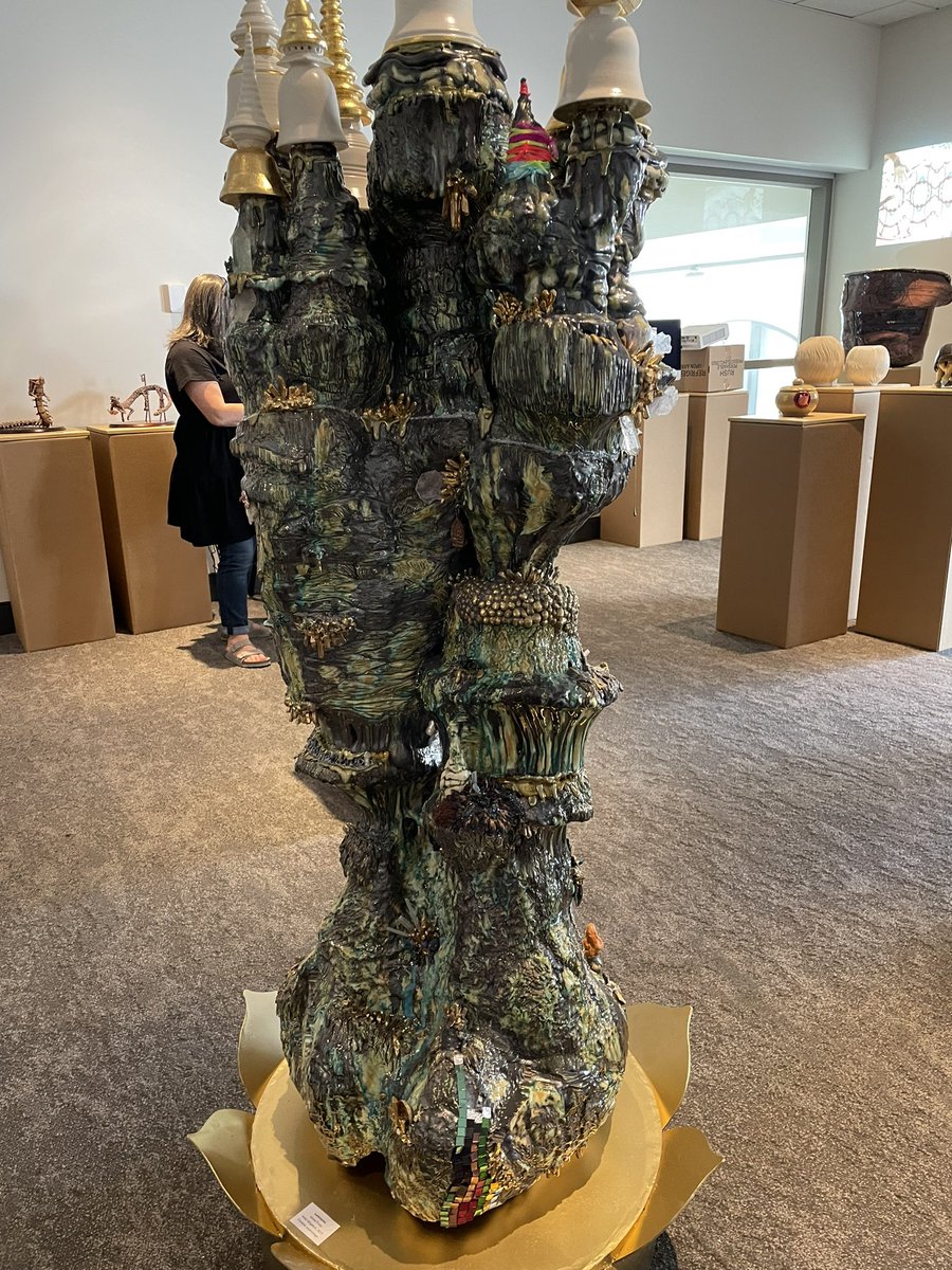 deanne42163344's tweet photo. “In this troubled world…art still matters”#nceca “Fertile Ground” #usdlearns #teamums https://t.co/pP7bxTzwte