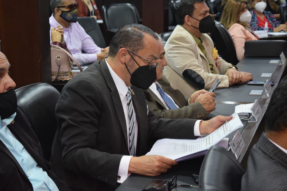 AlfonsoCamposJ's tweet photo. #17Mar | Desde la sede del Palacio Federal Legislativo, la AN aprueba en 2da discusión la Reforma de la Ley de Ciencia, Tecnología e Inovación. Incluyendo aspectos como la Propiedad Intelectual, y nuevos aspectos de Inversión en este ámbito. https://t.co/Xqy5eorjnK