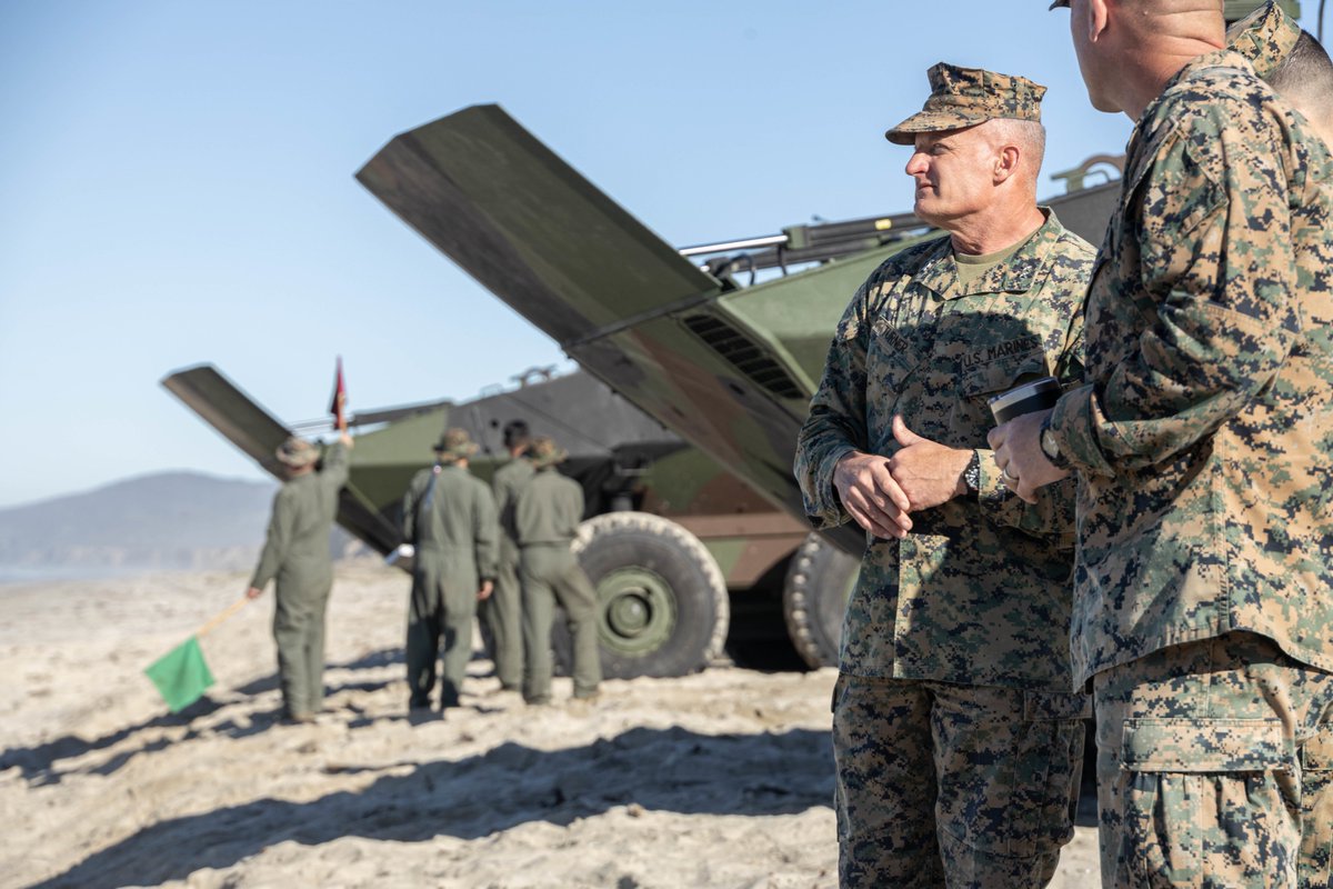 1stMEF's tweet photo. #Marines with 3d Assault Amphibian Battalion, @1st_Marine_Div, prepare to launch amphibious combat vehicles (ACV) into the surf during a training event at @MCIWPendletonCA.
Capability in operations is the next step in certifying ACV crew members for worldwide deployment. https://t.co/TPsbnp4P9y