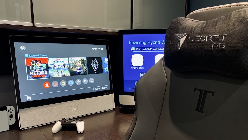mkrisch's tweet photo. Hybrid Work-Life Balance #webexdesk #nintendoswitch #secretlab #hybridwork https://t.co/OE6oYZzMro