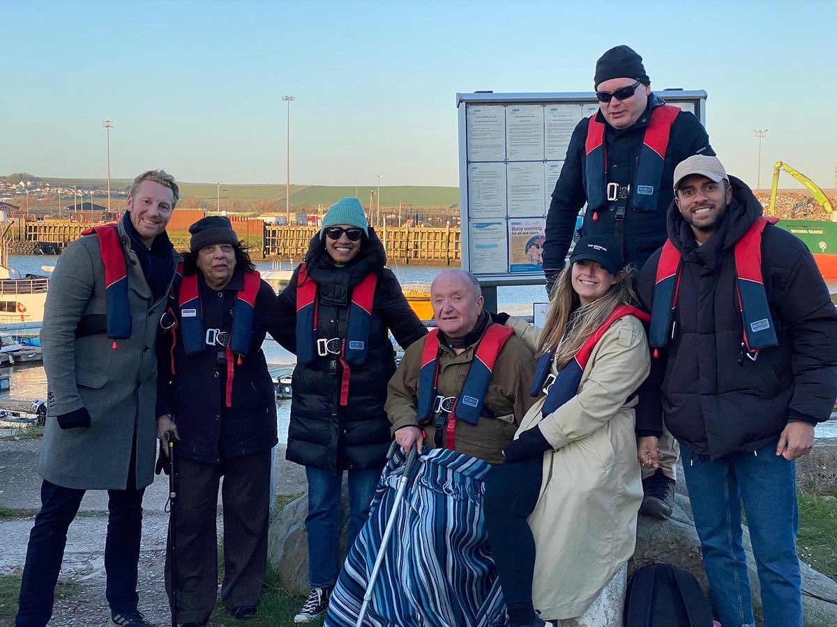 MaverickBoat's tweet photo. 🤩 Back out on our waters doing the thing we love 💙

Lovely family outing on our boat Lady Maverick, cruising over to the Seven Sisters ☀️ #sussex #eastsussex #newhaven #maverickboatadventures #boattripsinsussex https://t.co/O45o6OncrG
