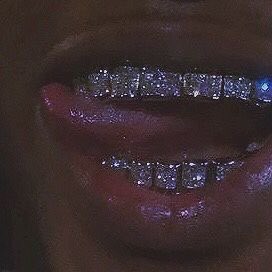 galactamelanin's tweet photo. grills https://t.co/3Dw4uZzzky