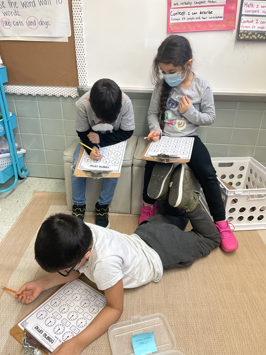 mrschelsiegrant's tweet photo. The firsties in @madswall1st &amp; @bretcko_teach classroom are SO SMART 🧠! These ladies modeled targeted small groups and engaging station rotations. One station was independently coding the BlueBots to match the analog and digital time ⏰. Amazing work! @SullyES_LCPS @LCPS_Math https://t.co/xoMClegZES