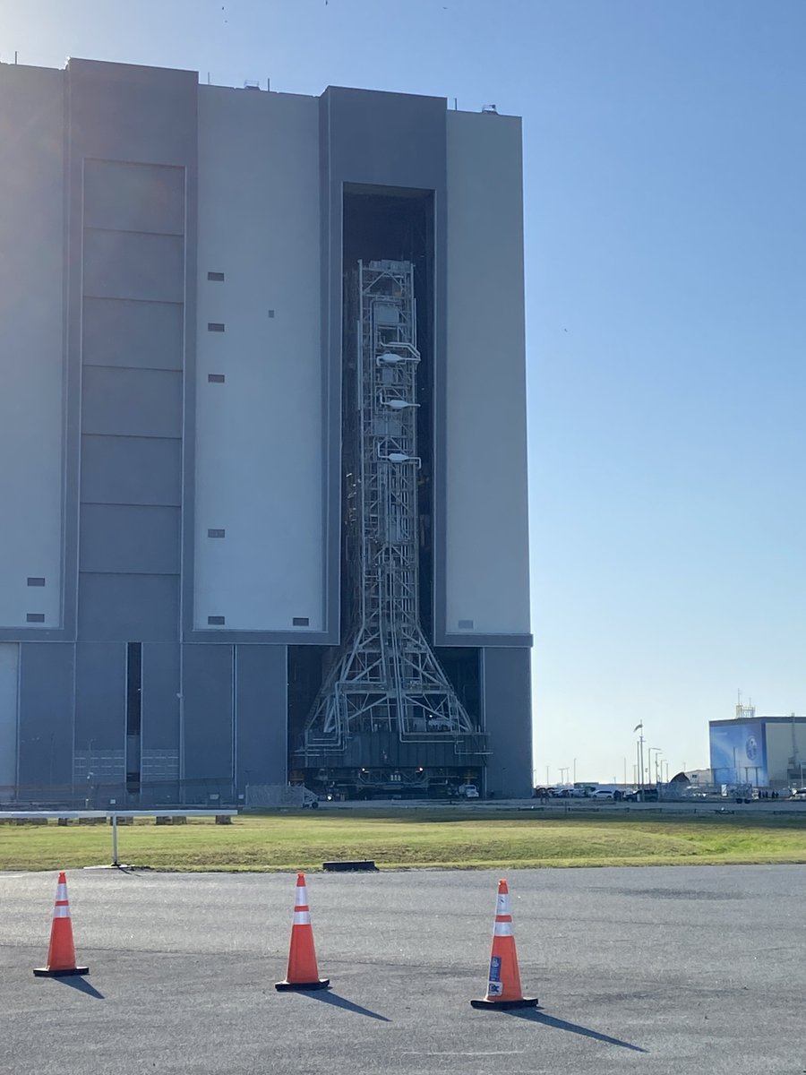 NASAGroundSys's tweet photo. We’re rolling! https://t.co/HTA2hi35qV