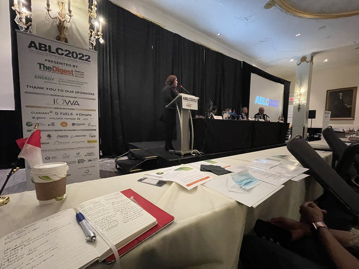 energia_bahia's tweet image. GBE participa en The Advanced Bioeconomy Leadership Conference en la Ciudad de Washington DC, USA del 16 al 18 de marzo, que reúne a las compañías más destacadas del sector de biocombustibles sustentables a nivel mundial. 🌎📊♻️
#ABLC2022
#BiofuelsDigest
#GBE
#BioeconomíaCircular