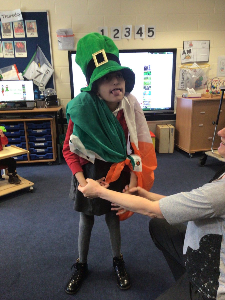 GreenFoldSchool's tweet photo. Dancing throughout our classrooms today! #wellbeing #StPatricksDay https://t.co/8hvkZE1oi9