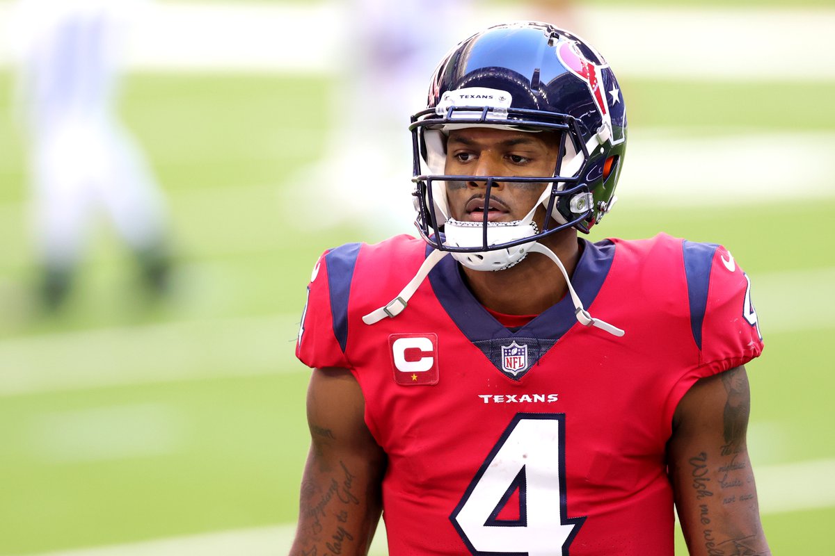 NFLonCBS's tweet photo. Deshaun Watson has decided to play for the Browns and has informed the Texans he is willing to waive his no-trade clause, per @AdamSchefter https://t.co/sLRg298ude