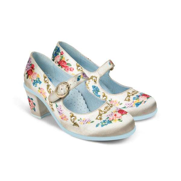 hotchocolated's tweet photo. Wear that dress you love so much with these! #midheels
https://t.co/F7ZKAFElMj https://t.co/rnYRYv1wrw