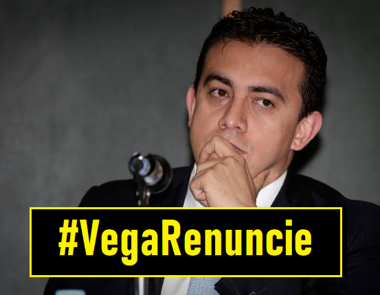 AngelicaVerbelL's tweet photo. ¡#VegaRenuncie!, por decoro, por dignidad, si es que los tiene.

Y dizque somos "la democracia más antigua de Latinoamérica".

¡Vergüenza es lo que nos hacen pasar ante el mundo!

#FraudeHistórico #OperaciónAntiFraude https://t.co/nmV6JeOFQf