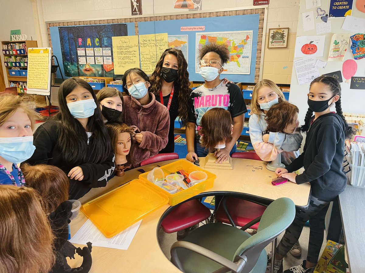 Stephanie Woit tweet media