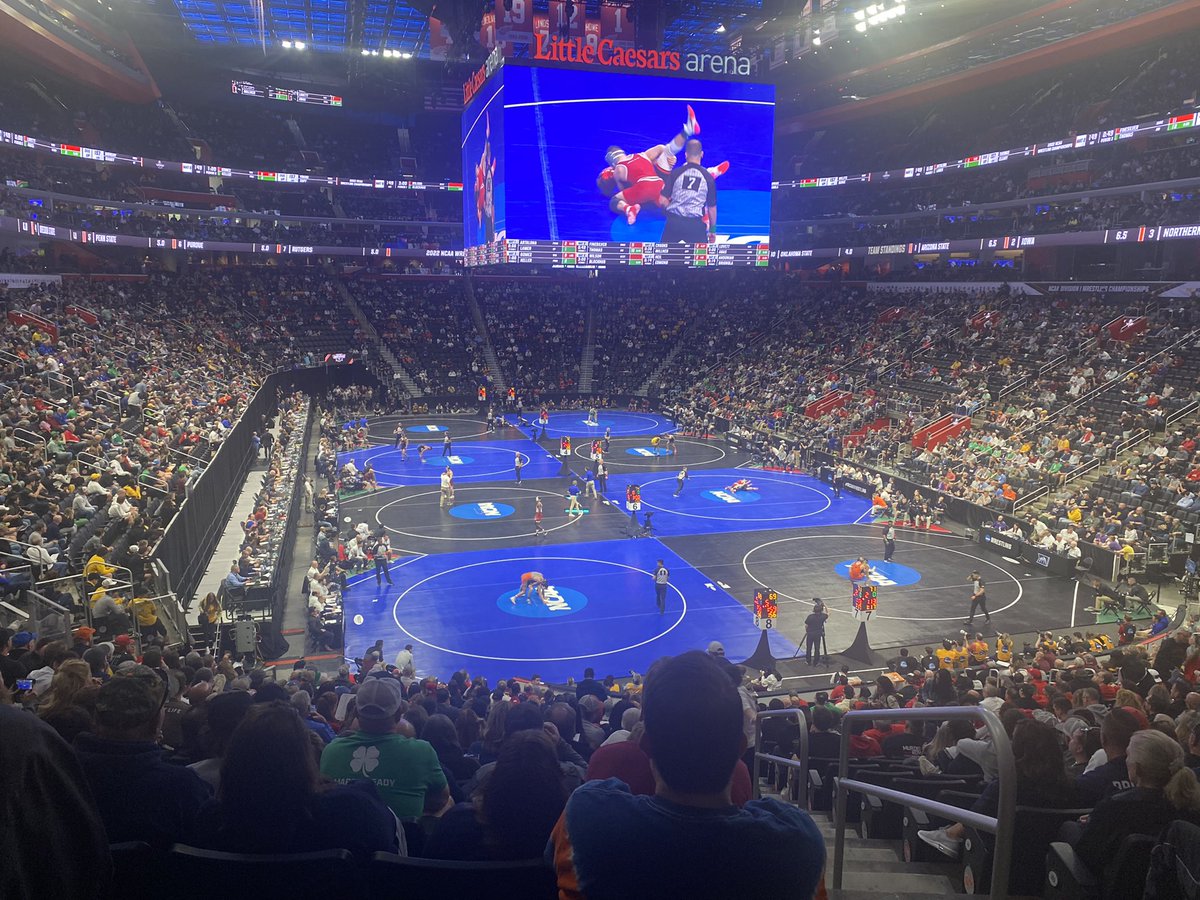 Currently at the <a href="/NCAAWrestling/">NCAA Wrestling</a> tournament. Wouldn’t it be great to see a Washington team <a href="/ewupresident/">Shari McMahan</a> <a href="/EWUAthletics/">EWU Athletics 🦅</a> <a href="/LynnHickey24/">Lynn Hickey</a> <a href="/pat_chun/">Pat Chun</a> <a href="/WSUCougars/">Washington State Cougars</a> <a href="/UWAthletics/">Washington Athletics</a> @JenniferCohenUW