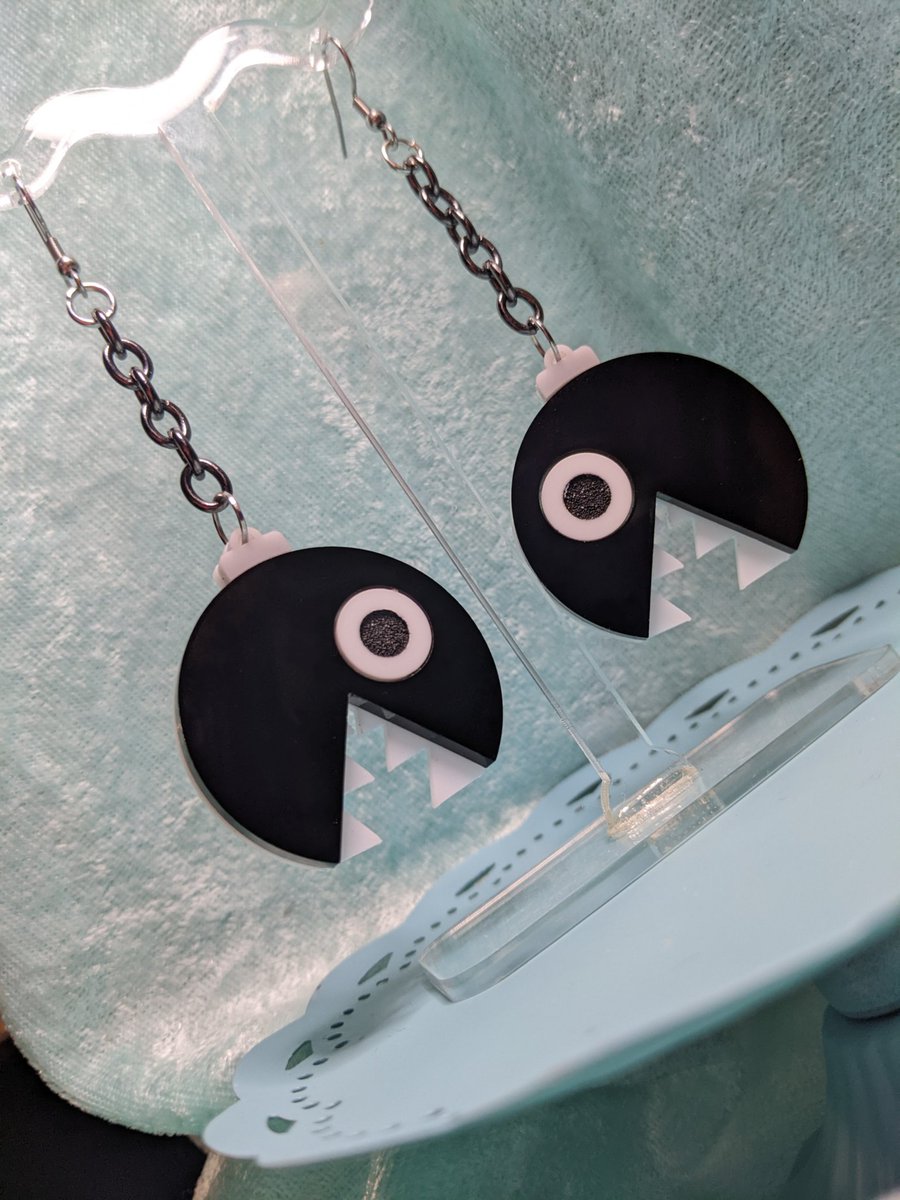 Positivelygeek_'s tweet photo. Chain Chomp is one of the many new designs I have been saving for @PlaythroughGC ❤️ https://t.co/MFxMhXwmqx