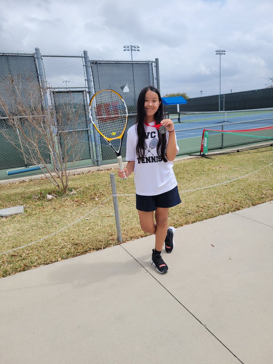 WCTennis's tweet photo. JV had a great day at the Lee Invitational 🎾🎾 https://t.co/GQRlNCvP34