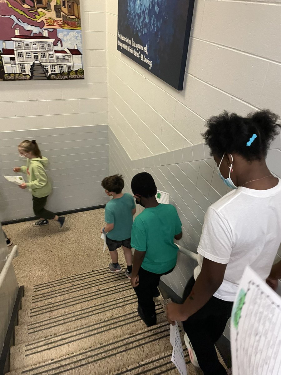 WozSquad's tweet photo. We had so much fun delivering our #leprechaun #letters and #gold to Mrs. Avula’s  class. @ChimborazoES @mkavula01 https://t.co/upqCzqmwts