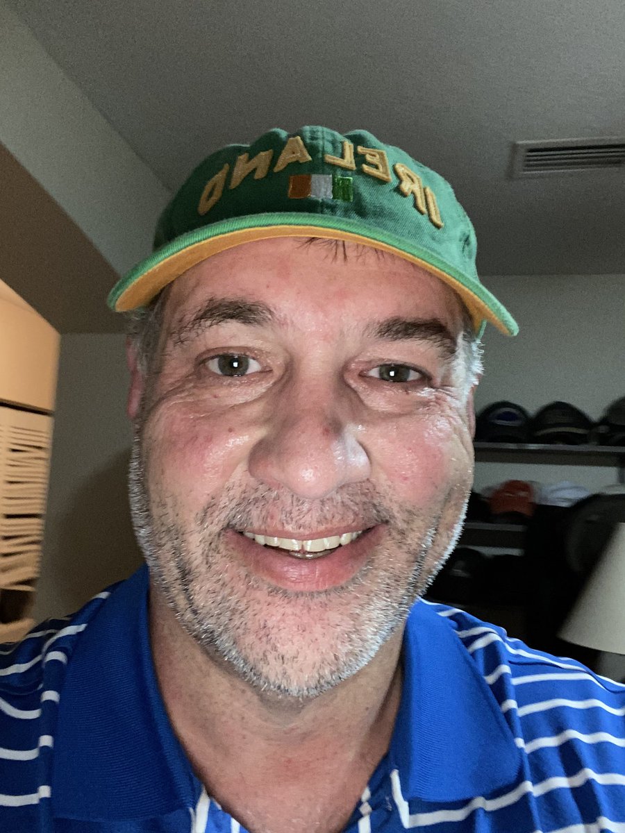 Hatvertisement's tweet photo. Happy #SaintPatrickDay βοΈβοΈβοΈ #hatvertisement https://t.co/ENS3pgeFvw