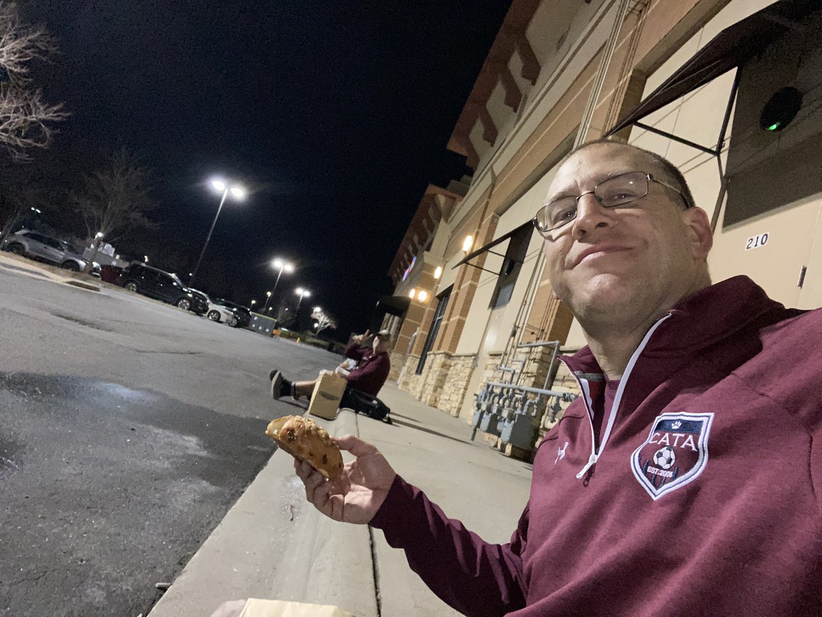 CoachJNiessner's tweet photo. When @ChickfilA dining room isn’t open and you’ve got a bus full of kids you eat @panerabread & @FirehouseSubs while chilling in a parking lot
#coachingprobs
#roadtriplife https://t.co/rNzxMtl4Ym