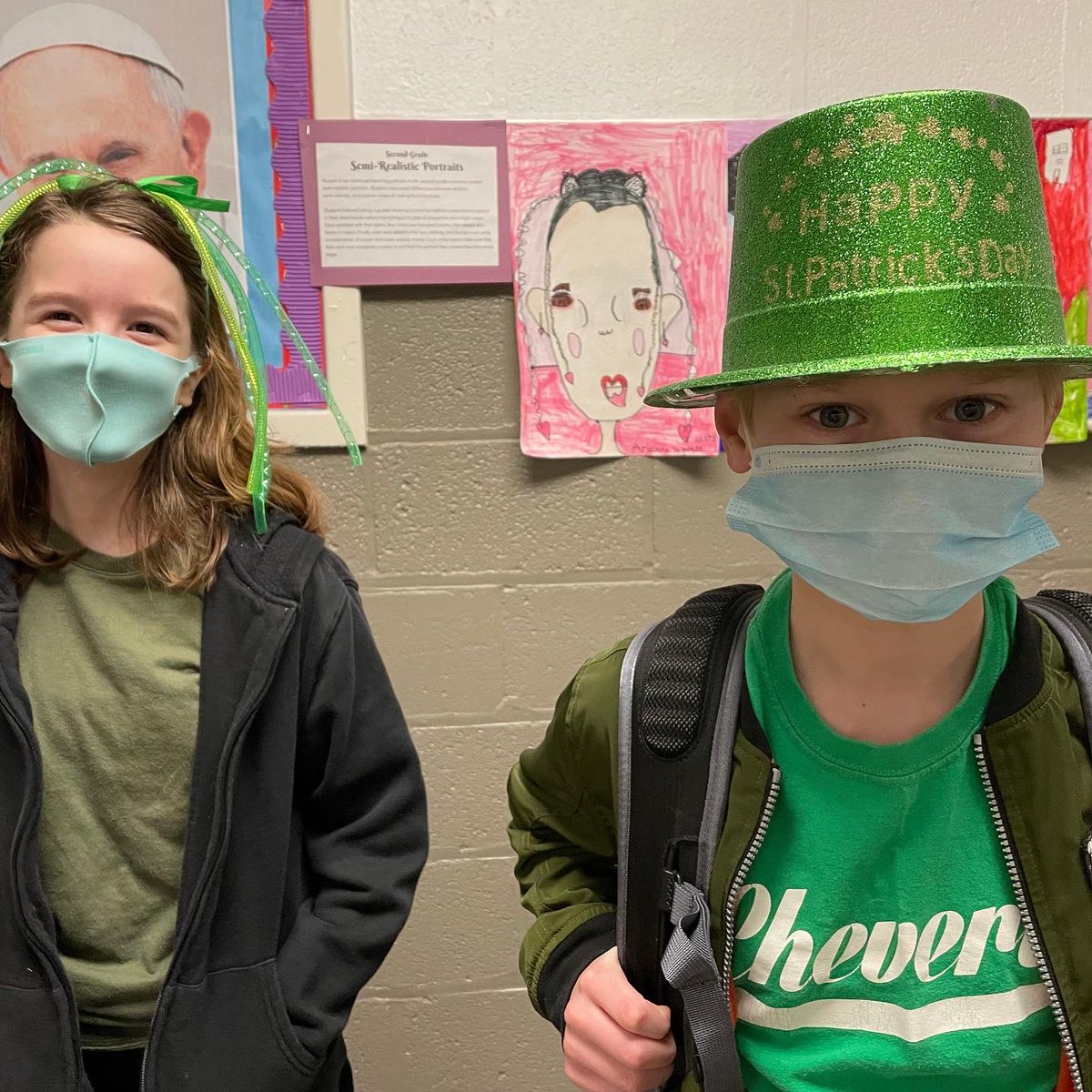 StAmbroseBees's tweet photo. From all of us @stambrosebees, Erin Go Bragh! #ADWcomnUNITY πππ Β‘De parte de todos nosotros @stambrosebees, Erin Go Bragh! #ADWcomnUNITY https://t.co/9RYuV94Wde