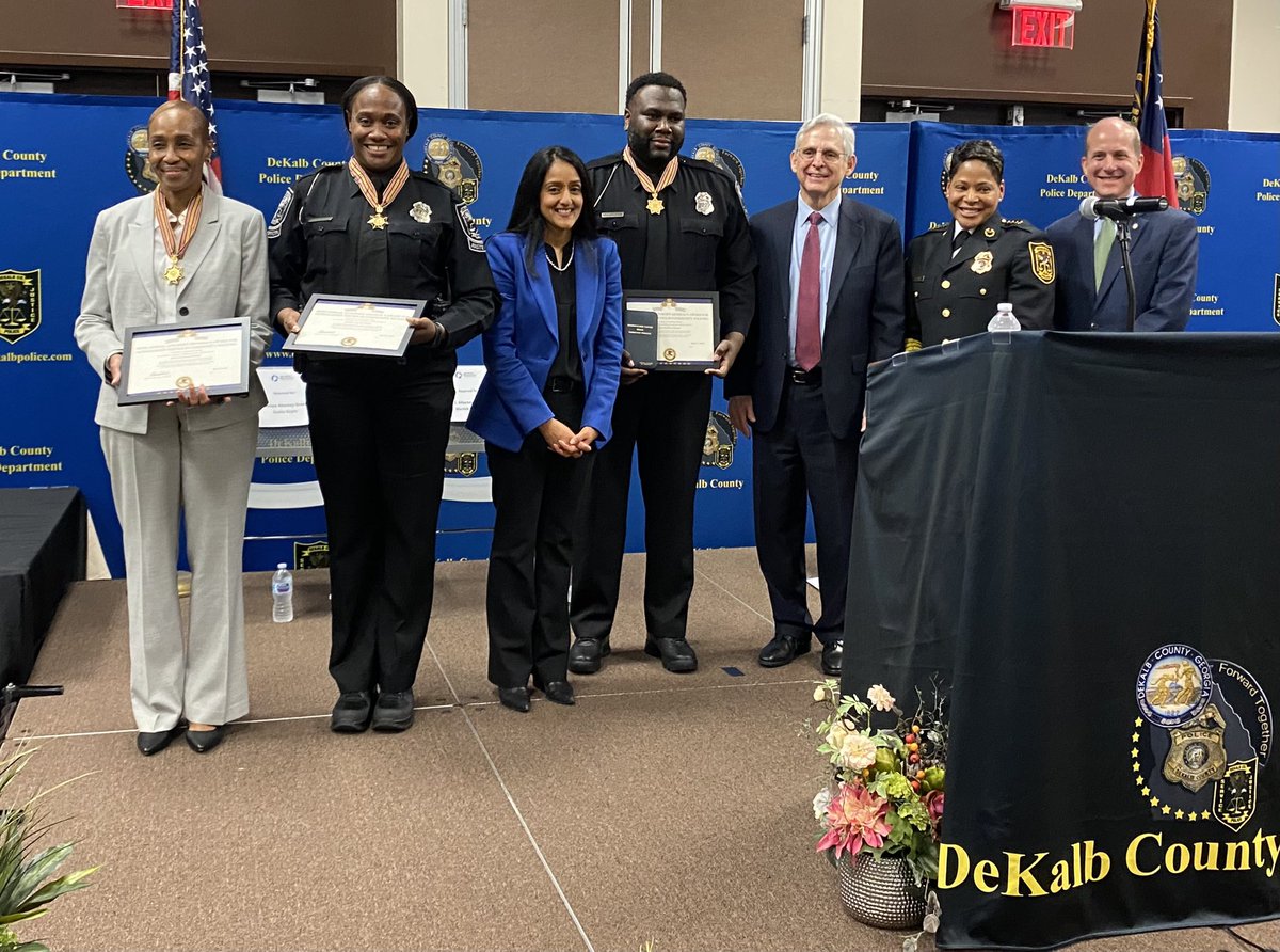 Today, our DKPD Police Athletic League was awarded the Attorney General’s Community Policing Award! After the celebration, Attorney General Merrick also got to see the PAL Career Development Program in action!