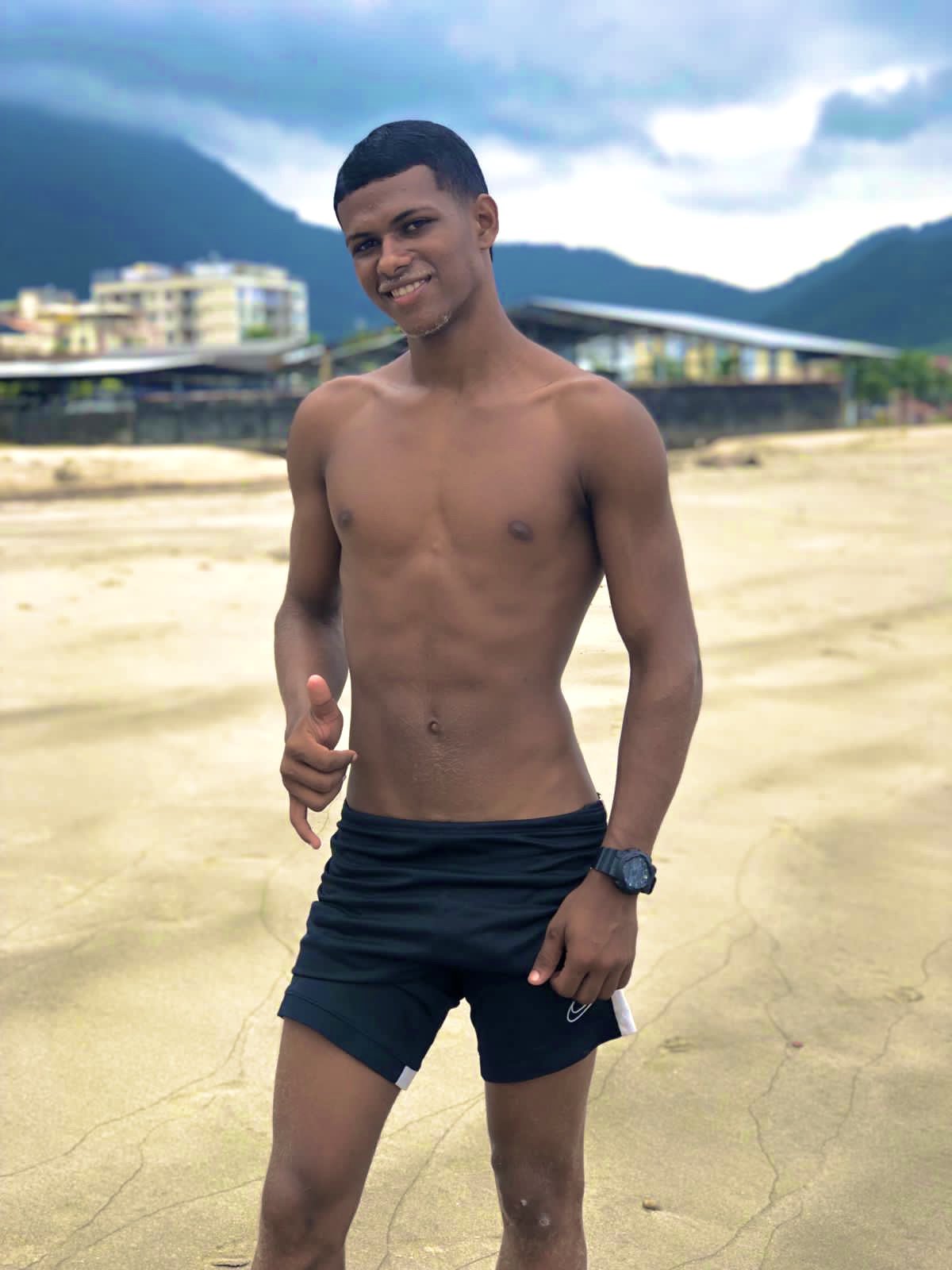 novinho  (@_coeLc)  X