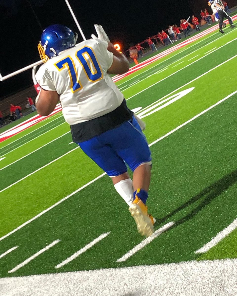 Javier Favors tweet media