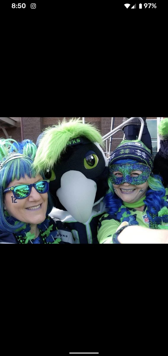 funkalicious69's tweet photo. @DrewLock23 Welcome sir. Let's do this thing!!!!! #GoHawks #12ForLife 💙💚💙💚💙💚💙 https://t.co/PSXwMnXA0E