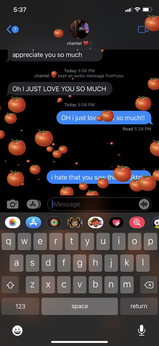 _daynaharvey's tweet photo. when my girlfriend doesn’t like something: https://t.co/SWNexY5KyB