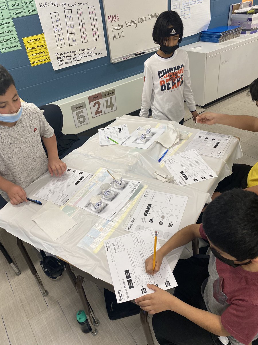 amberkim21's tweet photo. We have some fifth grade scientists in the making!! @ccsd21twain https://t.co/QxNDcZAJM1